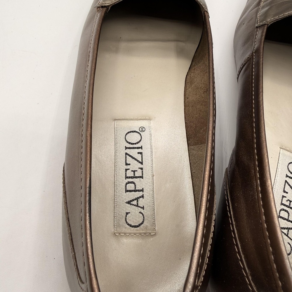 Capezio Shoes Womens Size 7.5 Bronze Jenny Slip On Loafer Flats Comfort - Picture 6 of 15